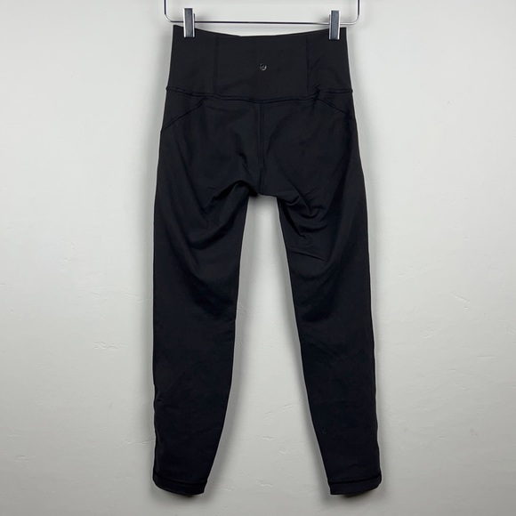 Wunder Under Crop High Rise - Picture 3 of 6